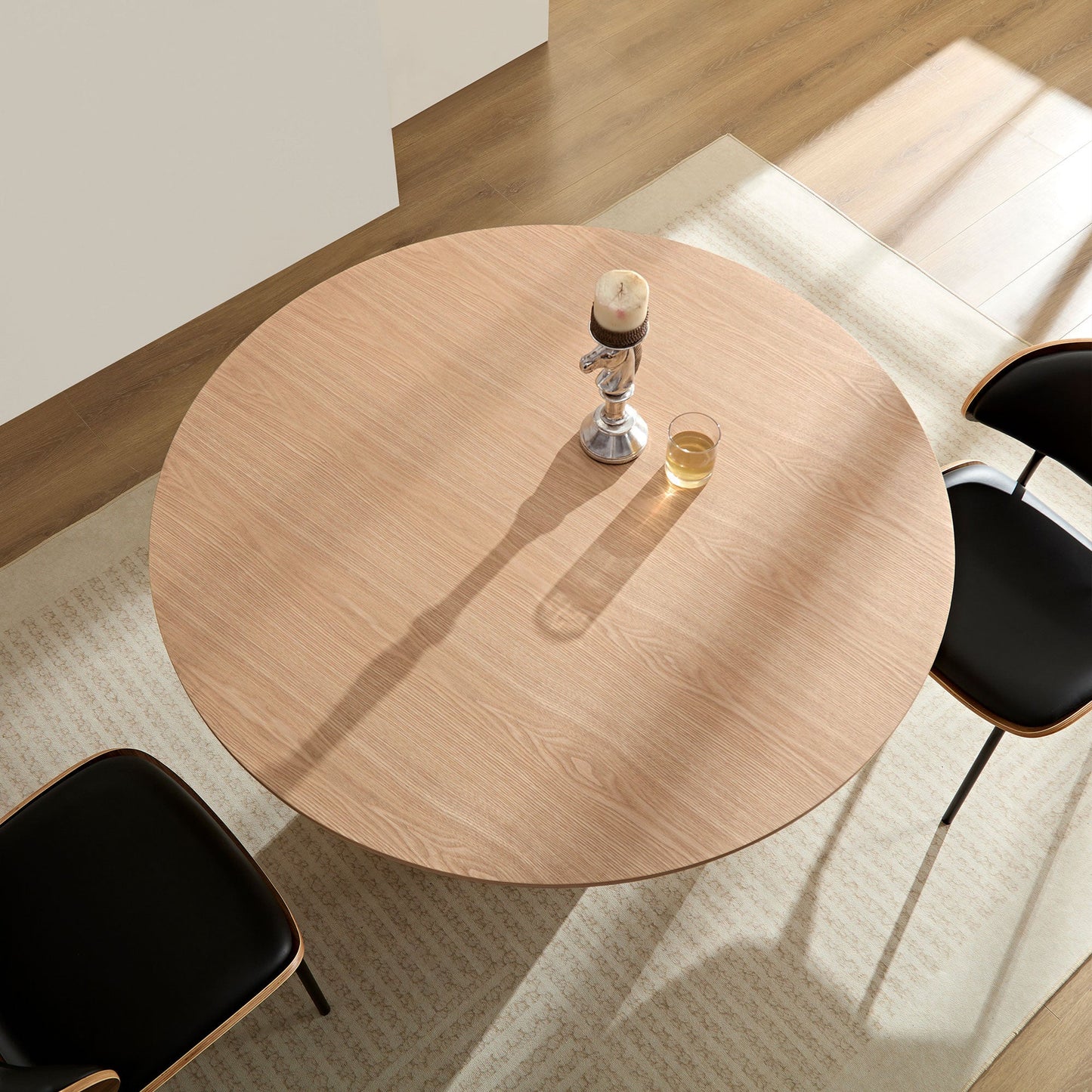 Orion Oak Round Table