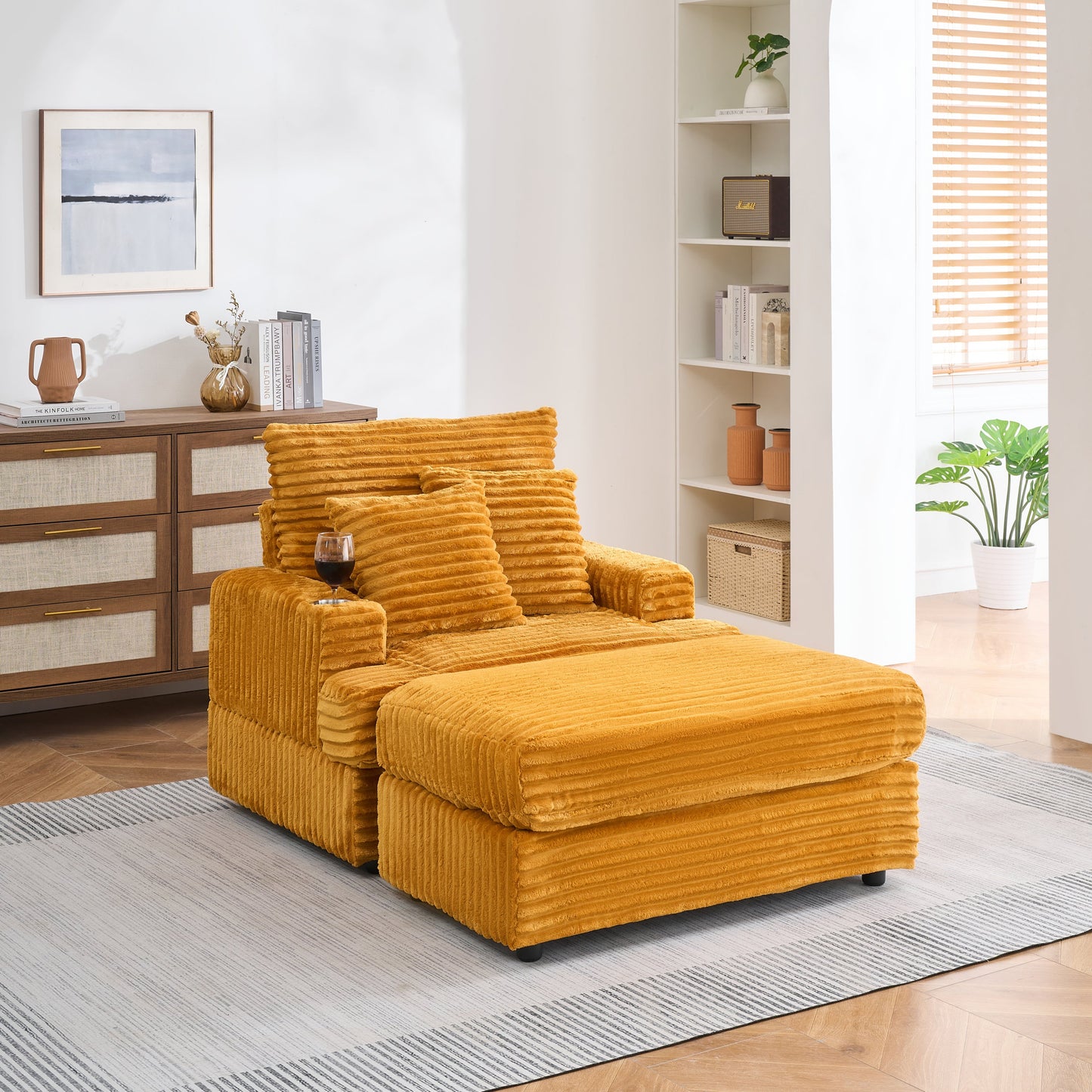 DelaraNest Armchair with Ottoman