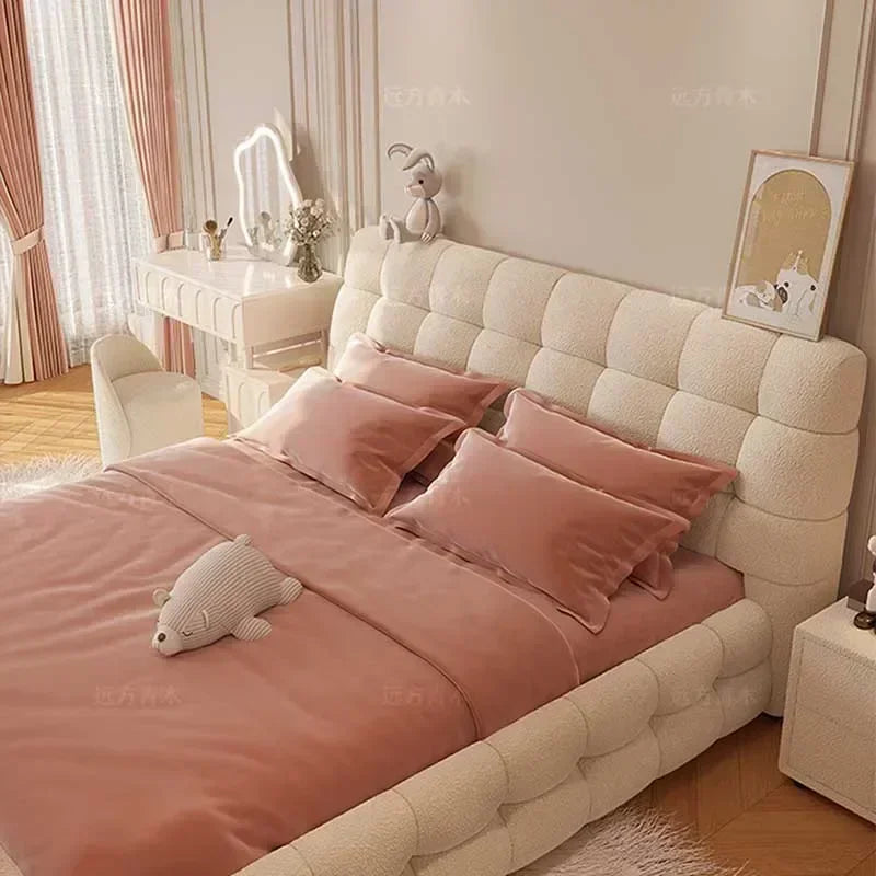 Queen Snow Haven Upholstered Platform Bed