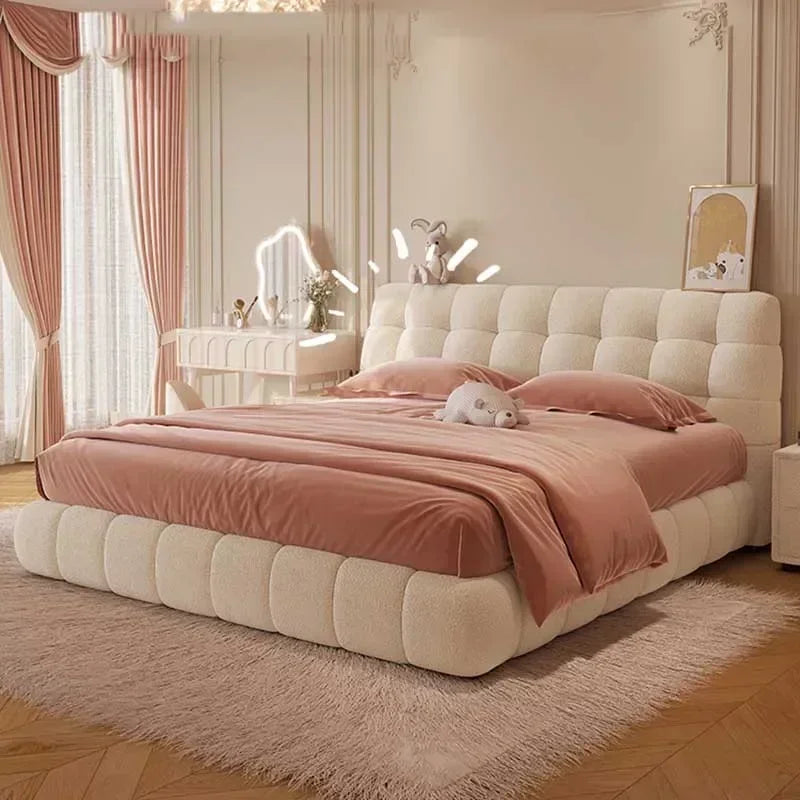 Queen Snow Haven Upholstered Platform Bed