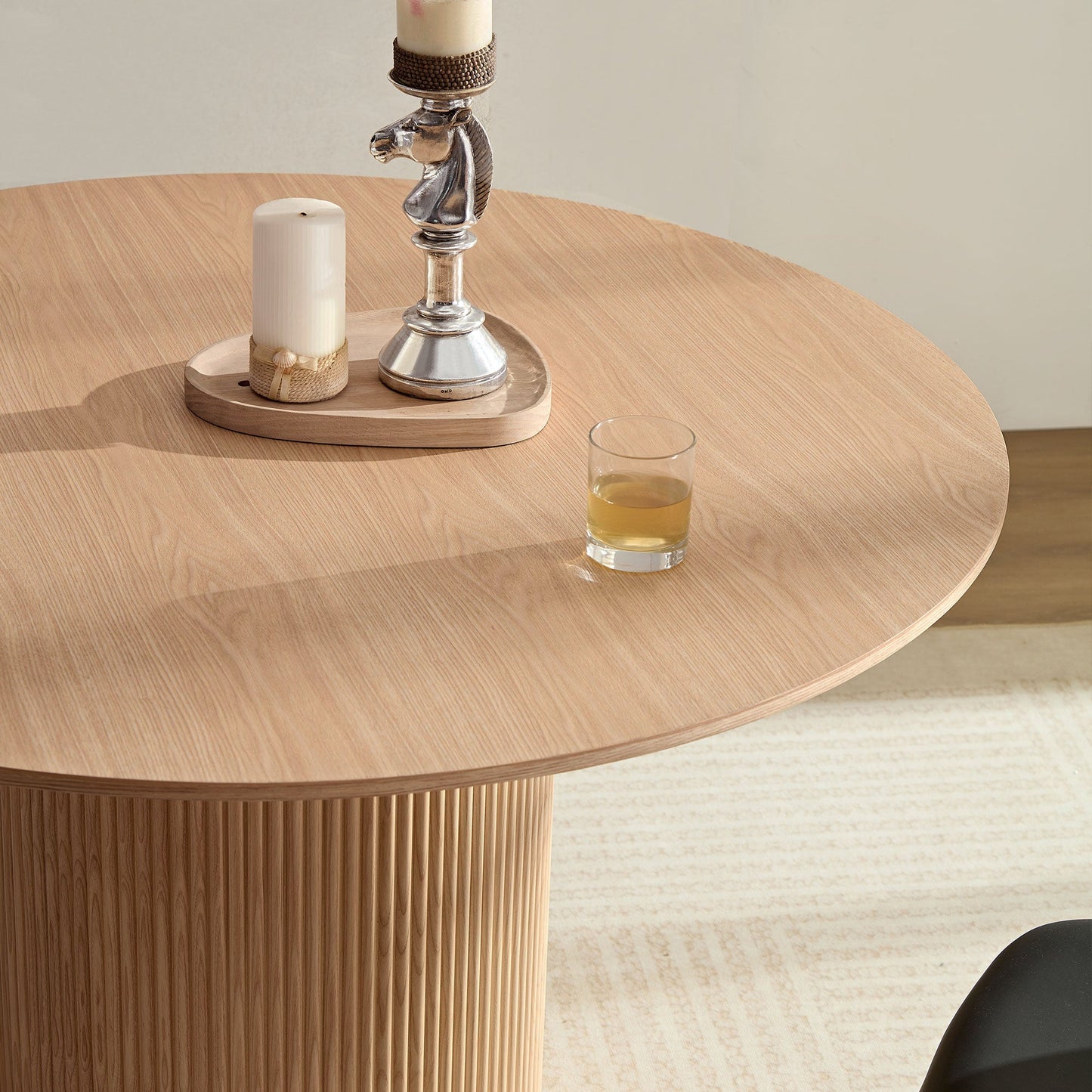 Orion Oak Round Table